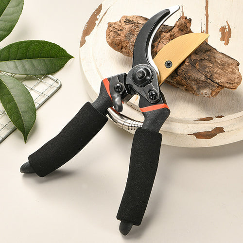Garden Pruning Shears, 8.3 in, Black with Wood Handle