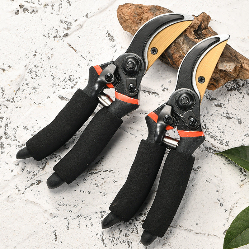 Garden Pruning Shears, 8.3 in, Black with Wood Handle